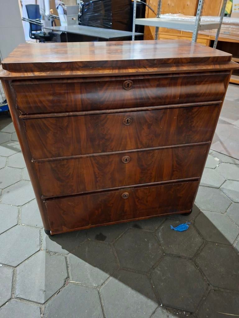 Houten buikkastje met drie lades, Antiek en Kunst, Antiek | Meubels | Kasten, Ophalen of Verzenden