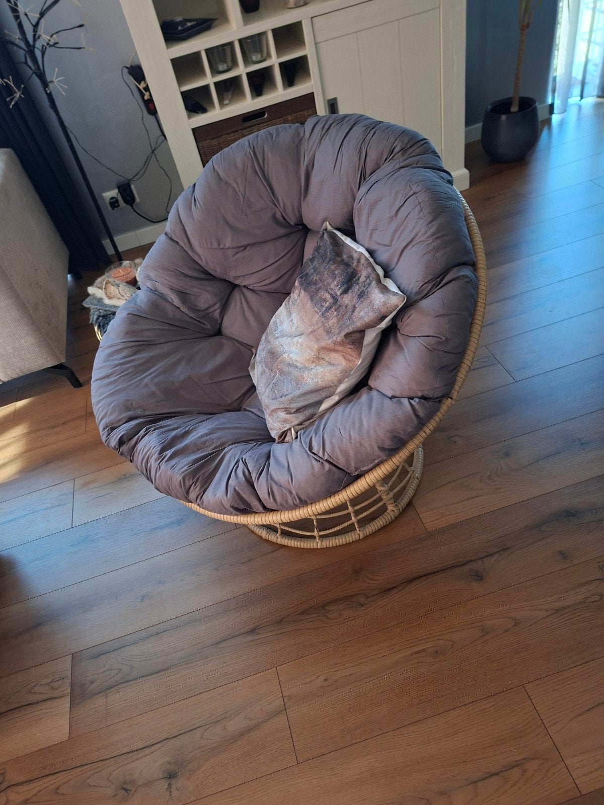 Papasan stoel met kussen (lichtgrijs en antraciet) draaibare, Huis en Inrichting, Stoelen, Gebruikt, Eén, Riet of Rotan, Stof