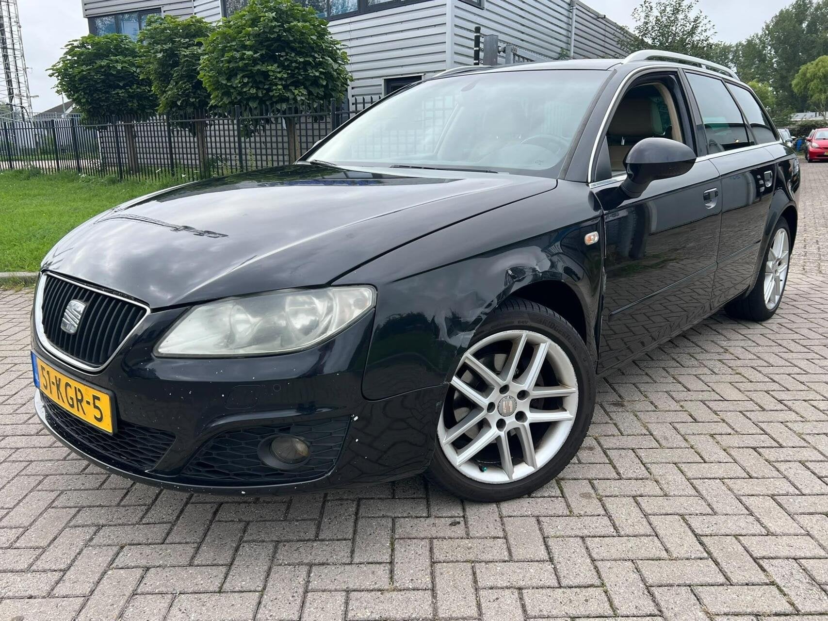 Seat Exeo ST 2.0 TDI Sport Leer Cruise Stoelvw Trekhaak, Auto's, Voorwielaandrijving, Euro 5, 1465 kg, Zwart