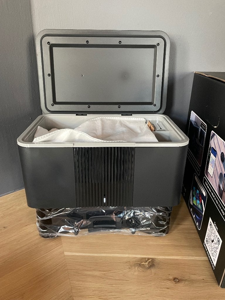Foto 8 van Ongebruikte robotstofzuiger met dweil (winkelprijs €1299)