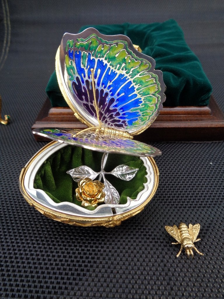 House of Fabergé "Emergence of Spring" ei, Sieraden, Tassen en Uiterlijk, Ophalen of Verzenden, Overige materialen, Overige typen
