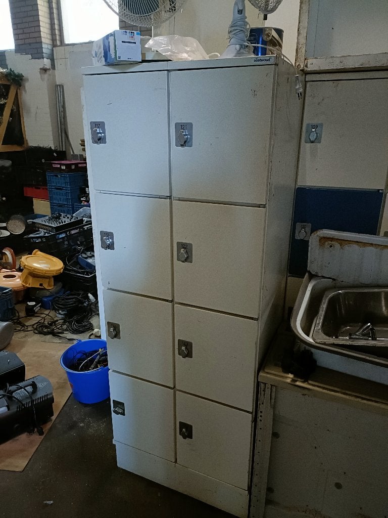 lockers, Ophalen, Gebruikt, Industrieel