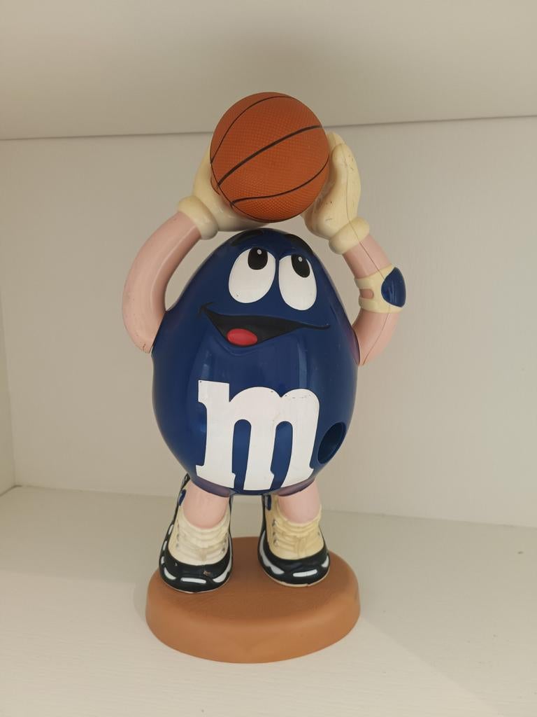 Vintage M&M Candy Dispenser - Blauwe Basketbalspeler 90s, Verzamelen, Poppetjes en Figuurtjes, Ophalen of Verzenden, Gebruikt