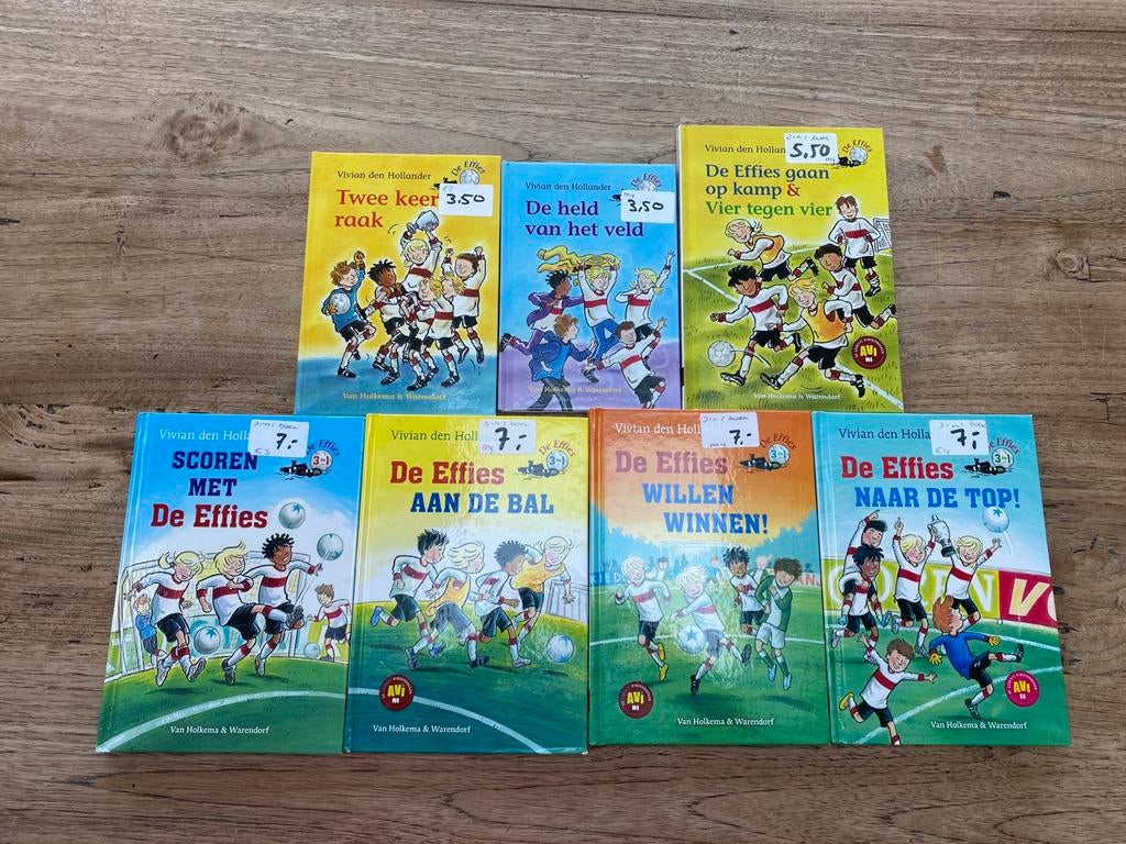 Avi leesboeken Effies (voetbal) Vivian den Hollander, los, Boeken, Ophalen of Verzenden, Zo goed als nieuw, Fictie algemeen