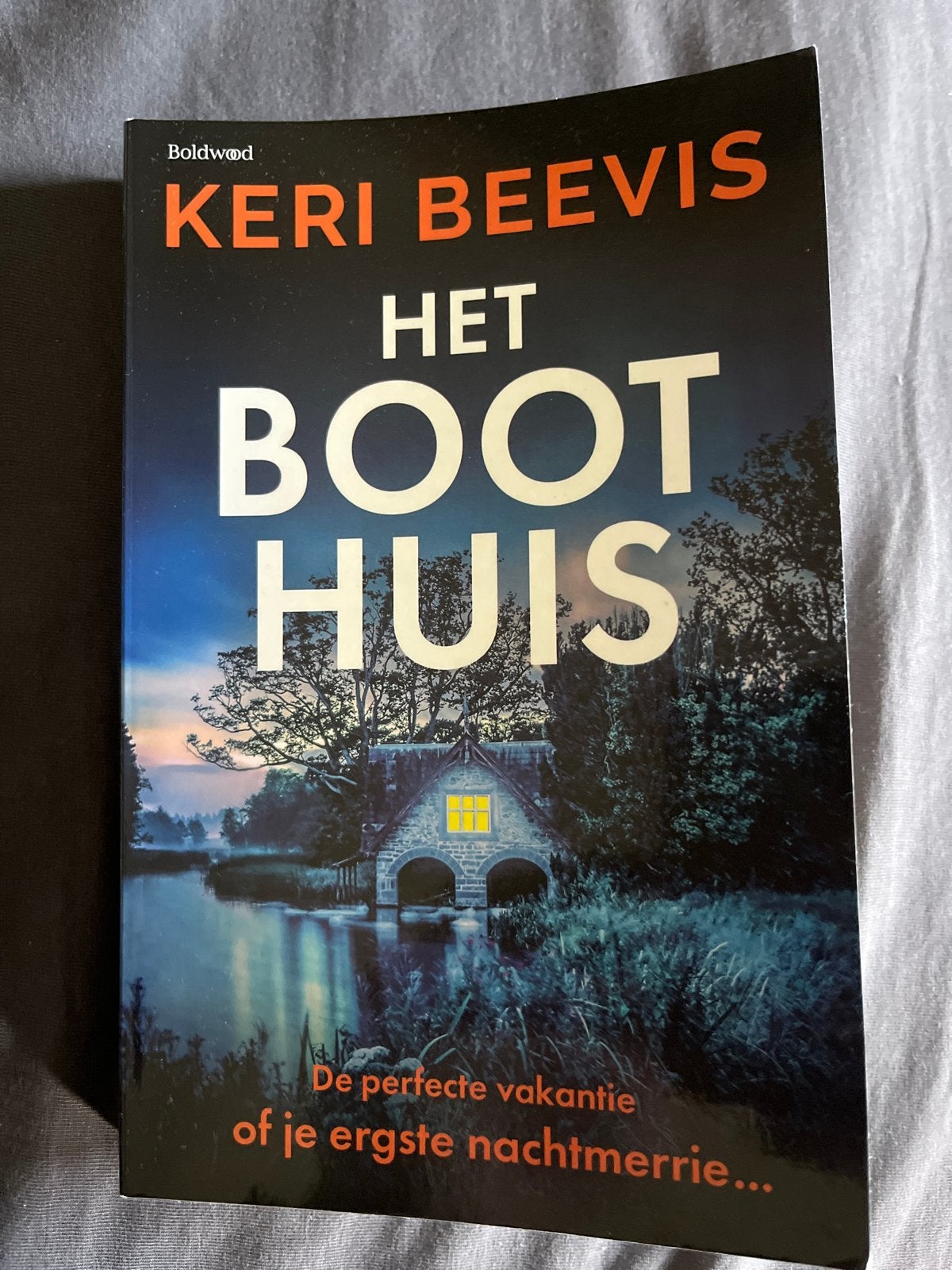 Het Boothuis - Keri Beevis (Thriller), Ophalen of Verzenden, Zo goed als nieuw, Wereld overig