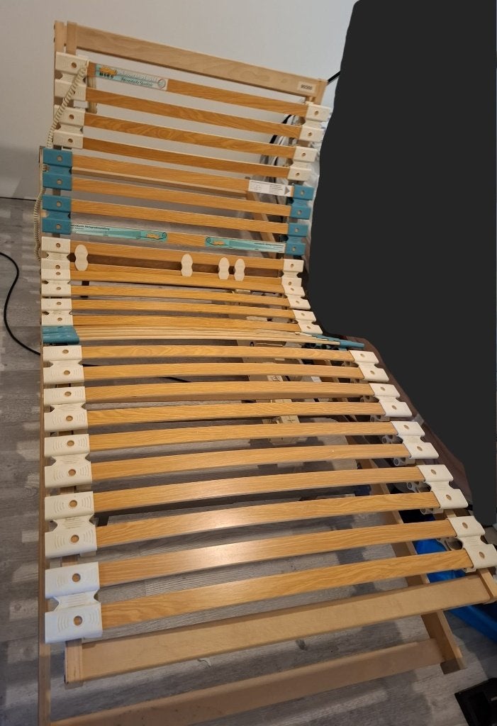 Gratis afhalen: Twee elektrische lattenbodems 90x200, Ophalen, Gebruikt, 90 cm, Eenpersoons