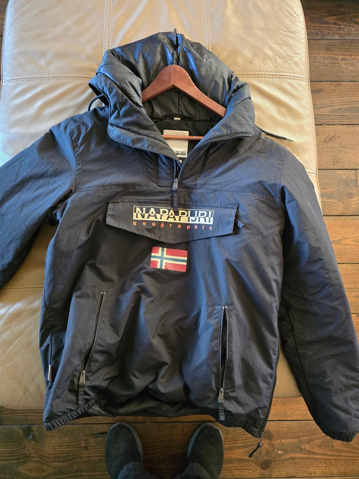 Napapijri Geographic Anorak Jas Zwart regular fit, Ophalen, Zwart, Overige maten, Zo goed als nieuw