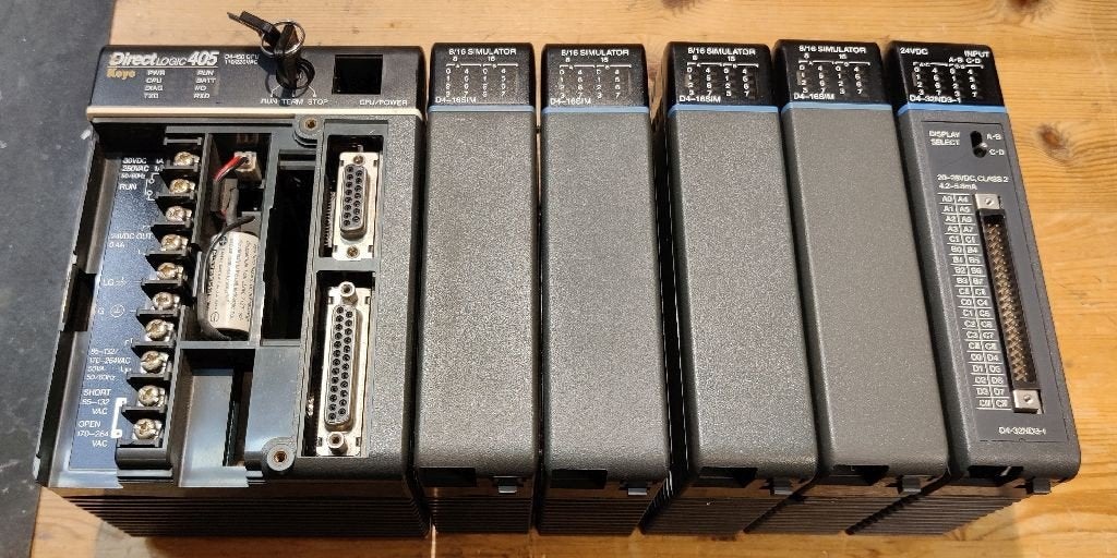 DirectLogic 405, Hobby en Vrije tijd, Ophalen of Verzenden, Gebruikt