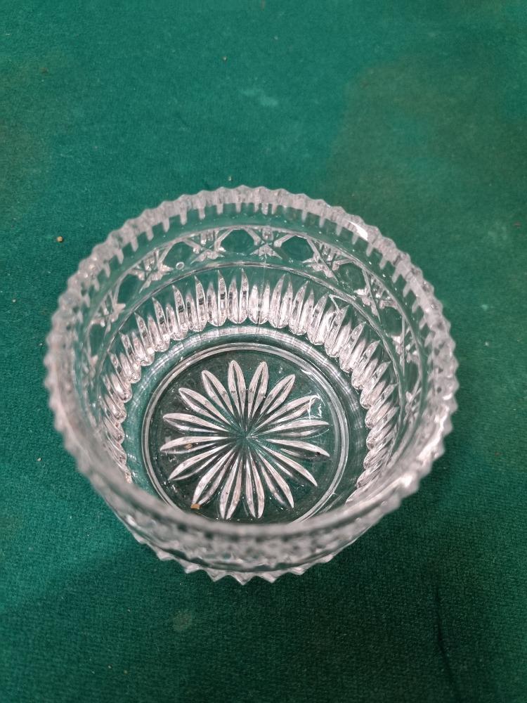 schaaltje kristal geslepen vintage, Huis en Inrichting, Woonaccessoires | Schalen en Manden, Ophalen of Verzenden, 'T Olde Gre-j