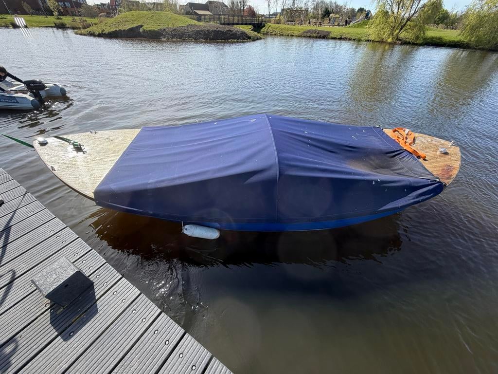 €1500Sloep met inboard 3 cilinder motor - Lichte opknapper, Watersport en Boten, Sloepen, Ophalen, Gebruikt, Staal, Binnenboordmotor