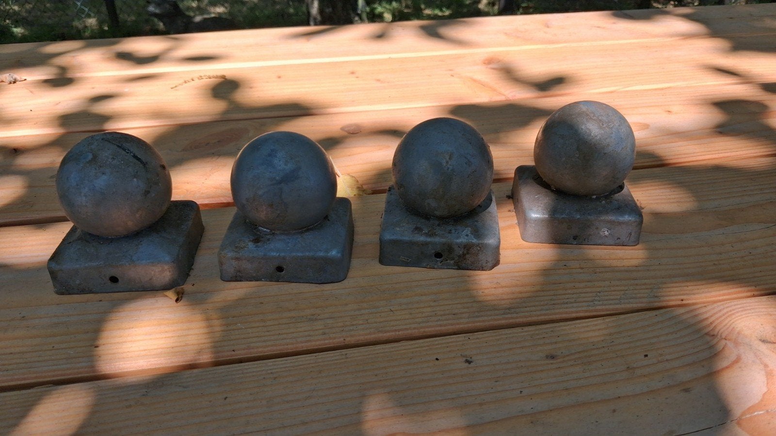 4x Hekwerkbollen IJzer - Gebruikt, Ophalen of Verzenden, Gebruikt, IJzer, Overige typen