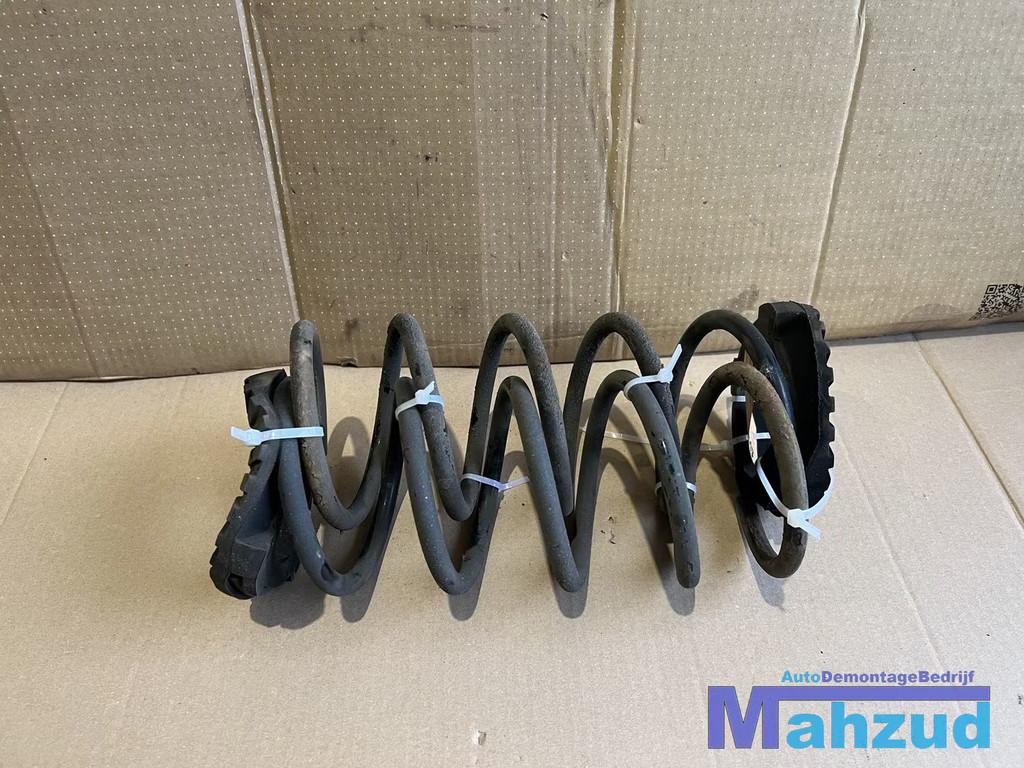 FIAT 500 Links rechts achter achteras veer spiraal 2007+, Gebruikt, Stellantis Europe S.p.A., Ophalen of Verzenden, Info@stellantis.com
