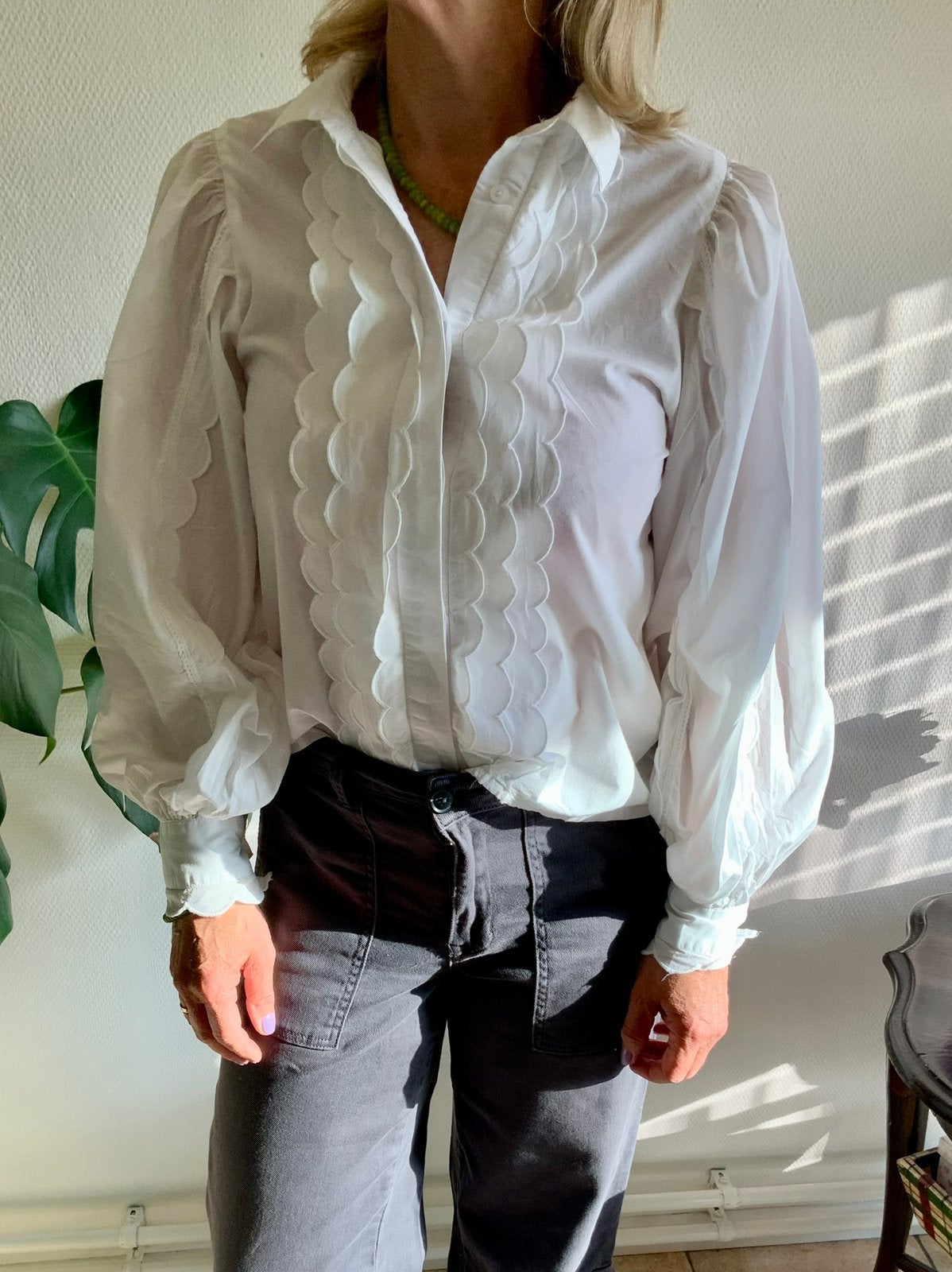 KARIN BY SIMONSEN. Designer witte blouse maat 36, Ophalen of Verzenden, Zo goed als nieuw, Maat 36 (S), Wit