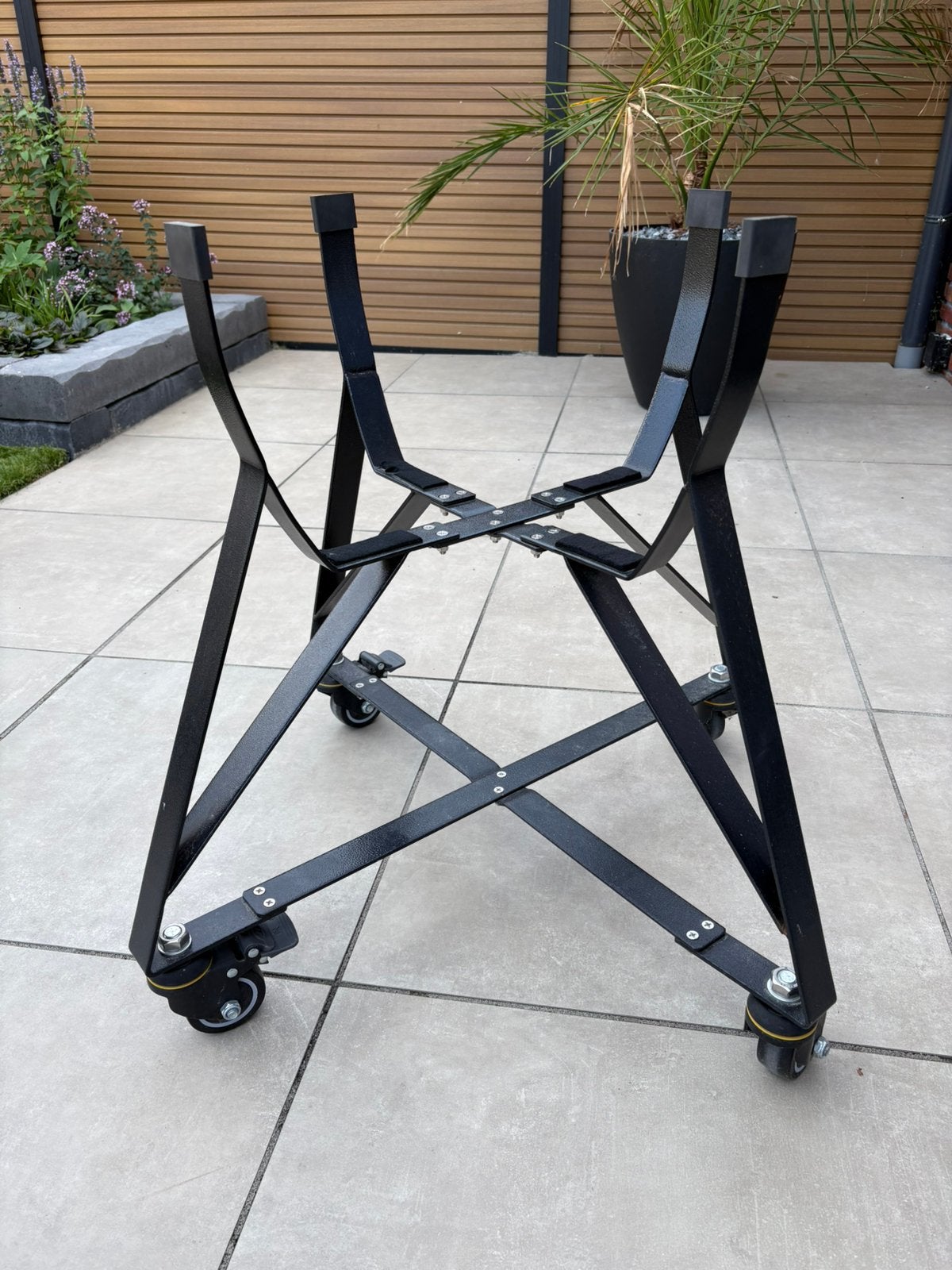 Urban Chef kamado barbecue voet op wielen, Ophalen, Zo goed als nieuw