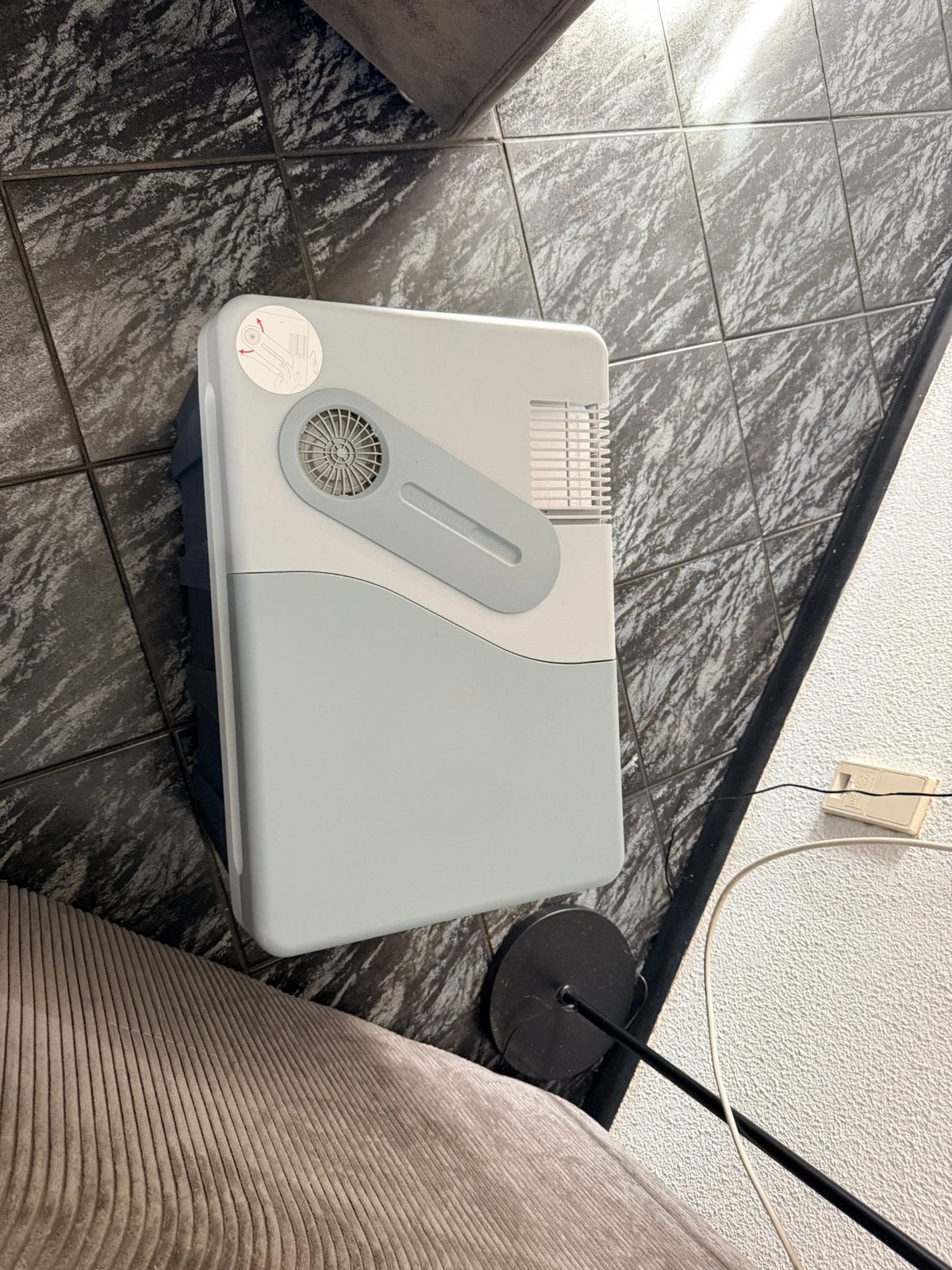 Mobicool w40 12v 220v 2 delige deksel, Ophalen, Zo goed als nieuw, Koelbox, Elektrisch