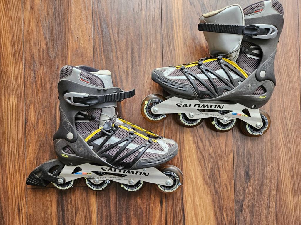 Salomon inline skates met bescherming - Maat 44, Ophalen, Gebruikt