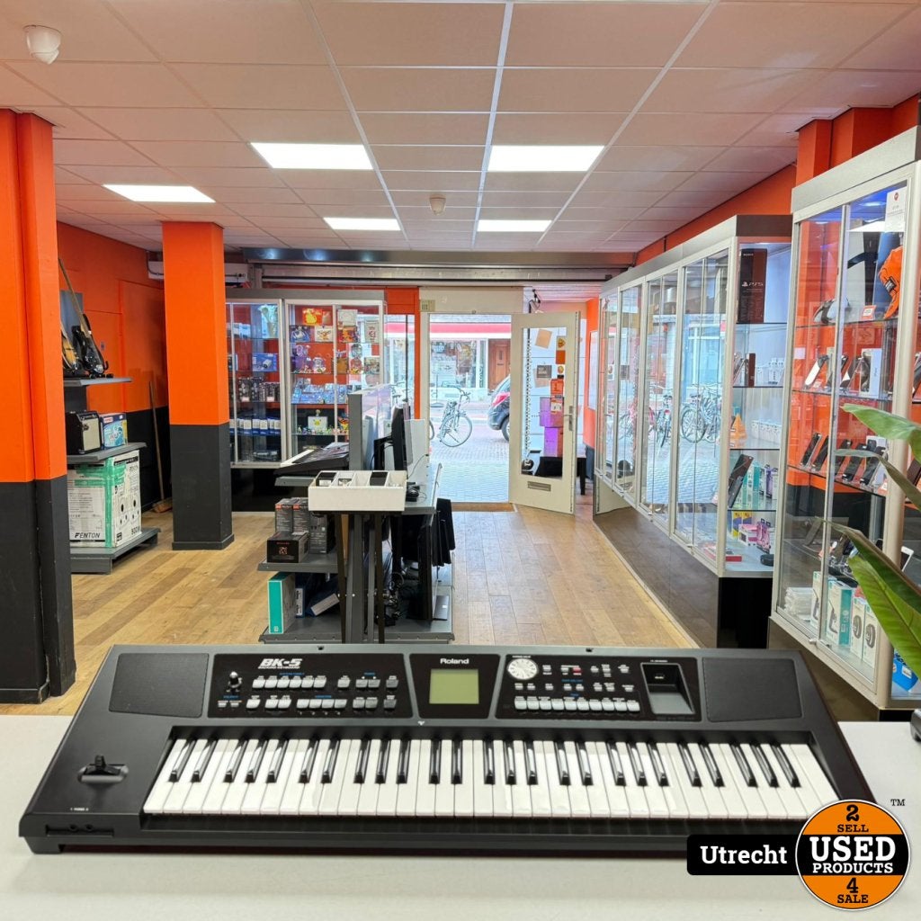 Roland BK-5 Keyboard, Muziek en Instrumenten, Roland, Zo goed als nieuw, Support@roland.com, 10910 Culver Blvd
Culver City, CA 90230
USA