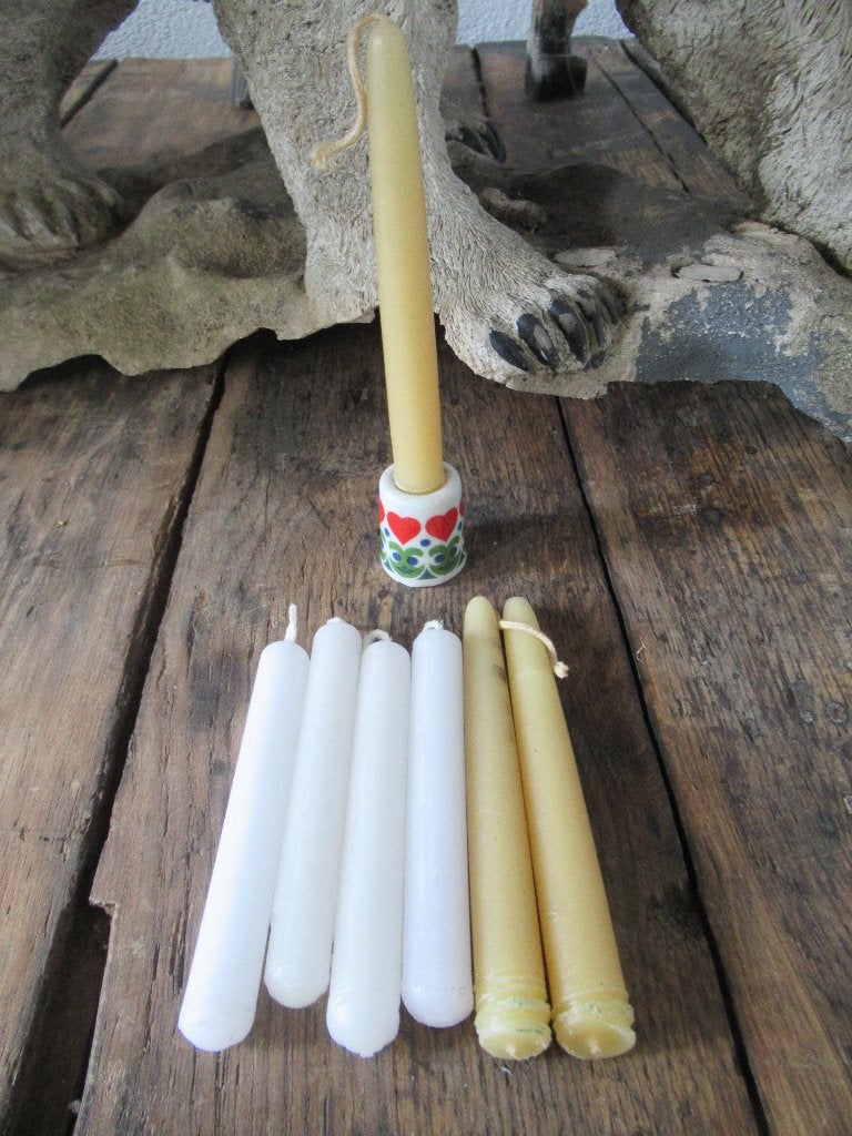 oud KANDELAARTJE met HARTJES + 7 KAARSJES, Ophalen of Verzenden