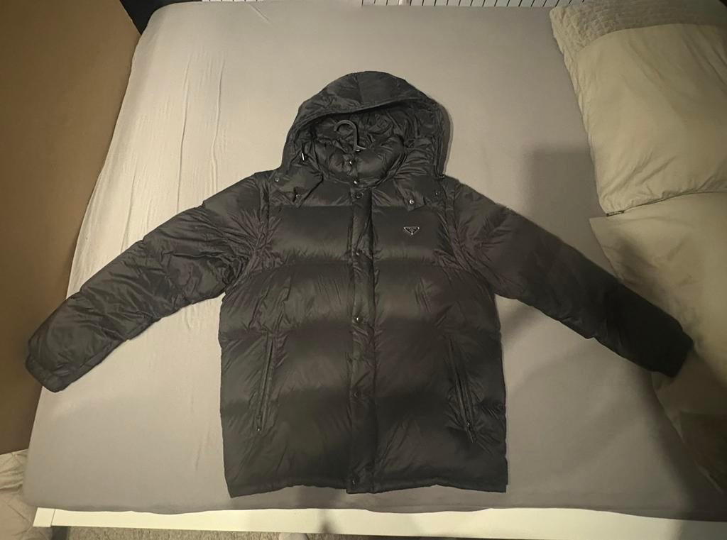Prada Re-Nylon Puffer Jack met donsvulling, Kleding | Heren, Jassen | Winter, Ophalen of Verzenden, Zo goed als nieuw, Maat 56/58 (XL)