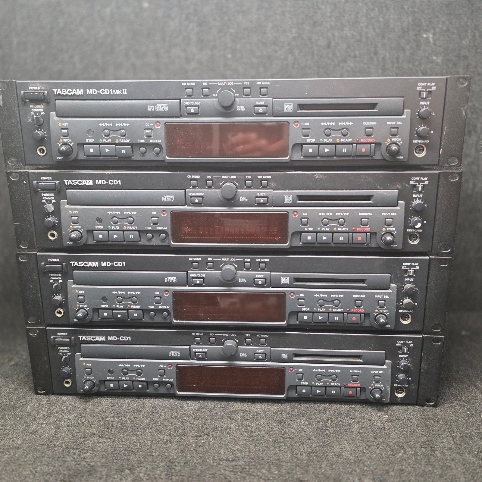 TASCAM  MD-CD1   minidisk  / cd  combinatie 19 inch, Ophalen of Verzenden, Minder dan 60 watt, Overige merken