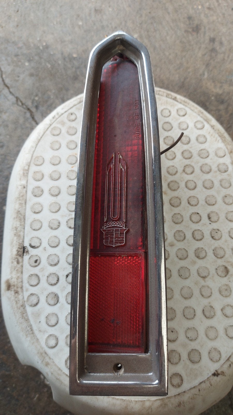 1977 Cadillac Deville Achterlicht - Gebruikt, Auto-onderdelen, Cadillac, Gebruikt, Info@gm.com, 300 Renaissance Center, Detroit, MI 48265, USA