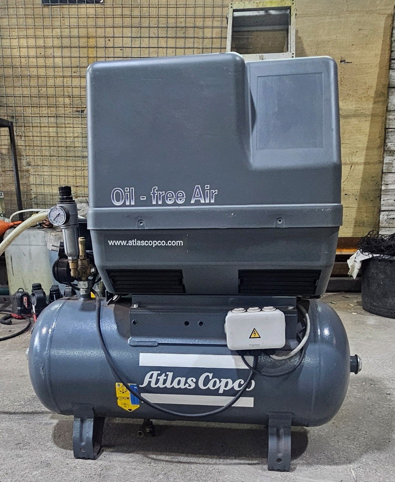 olievrije zuiger Compressor 2,5l/s 1,3Kw, 100 liter of meer, Ophalen of Verzenden, Gebruikt