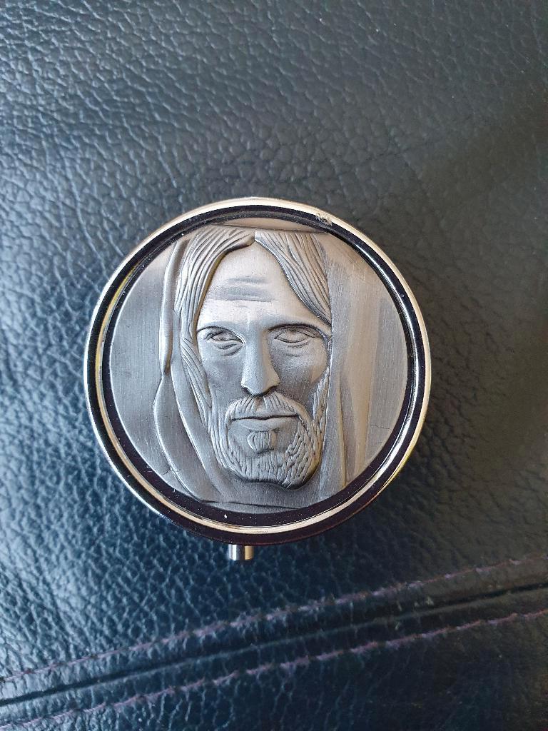 te koop pillen doosje, Ophalen of Verzenden