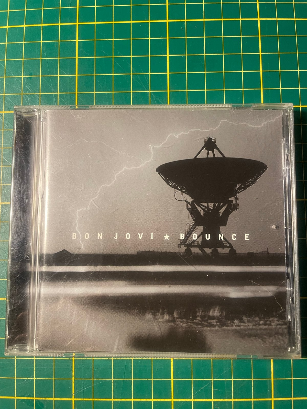 Bon Jovi - Bounce CD (2002), Cd's en Dvd's, Ophalen of Verzenden, Gebruikt, Poprock