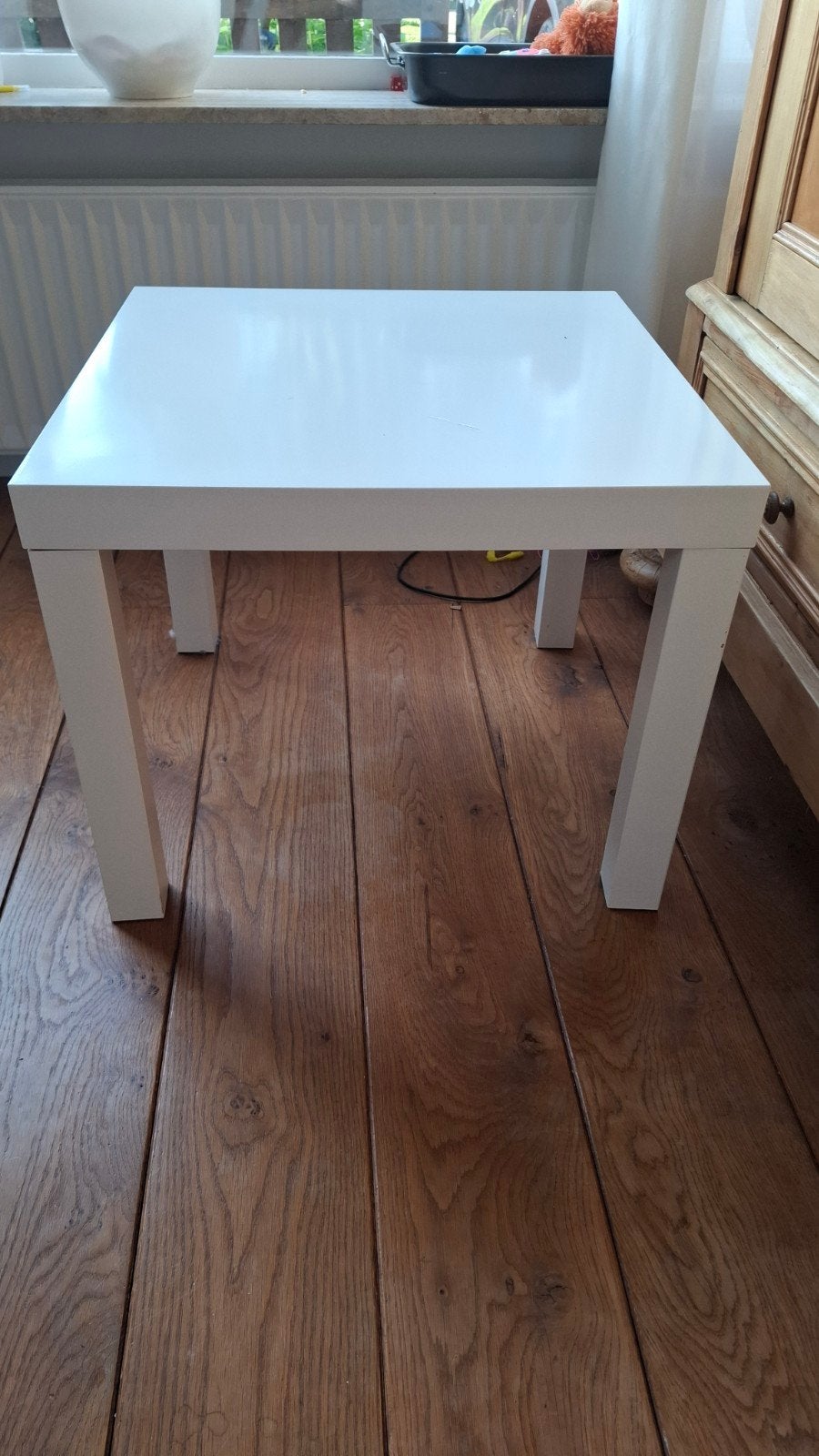 Witte bijzettafel - Compact en veelzijdig, Ophalen, Overige materialen, Minder dan 50 cm, Gebruikt