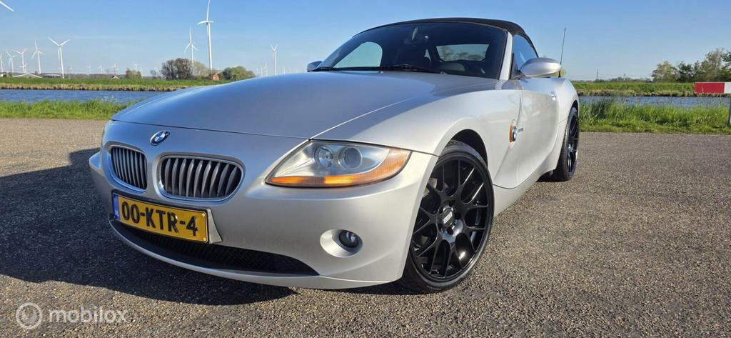 BMW Z4 Roadster 3.0i, 19”BBS, Nw apk, 2de eigenaar !, Achterwielaandrijving, Gebruikt, Cabriolet, Handgeschakeld