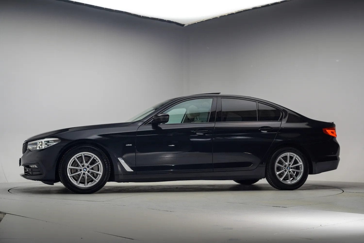 BMW 5 Serie 530i xDrive High Executive Aut. [ Leder 360Cam, Auto's, Automaat, 1998 cc, Gebruikt, 4 cilinders