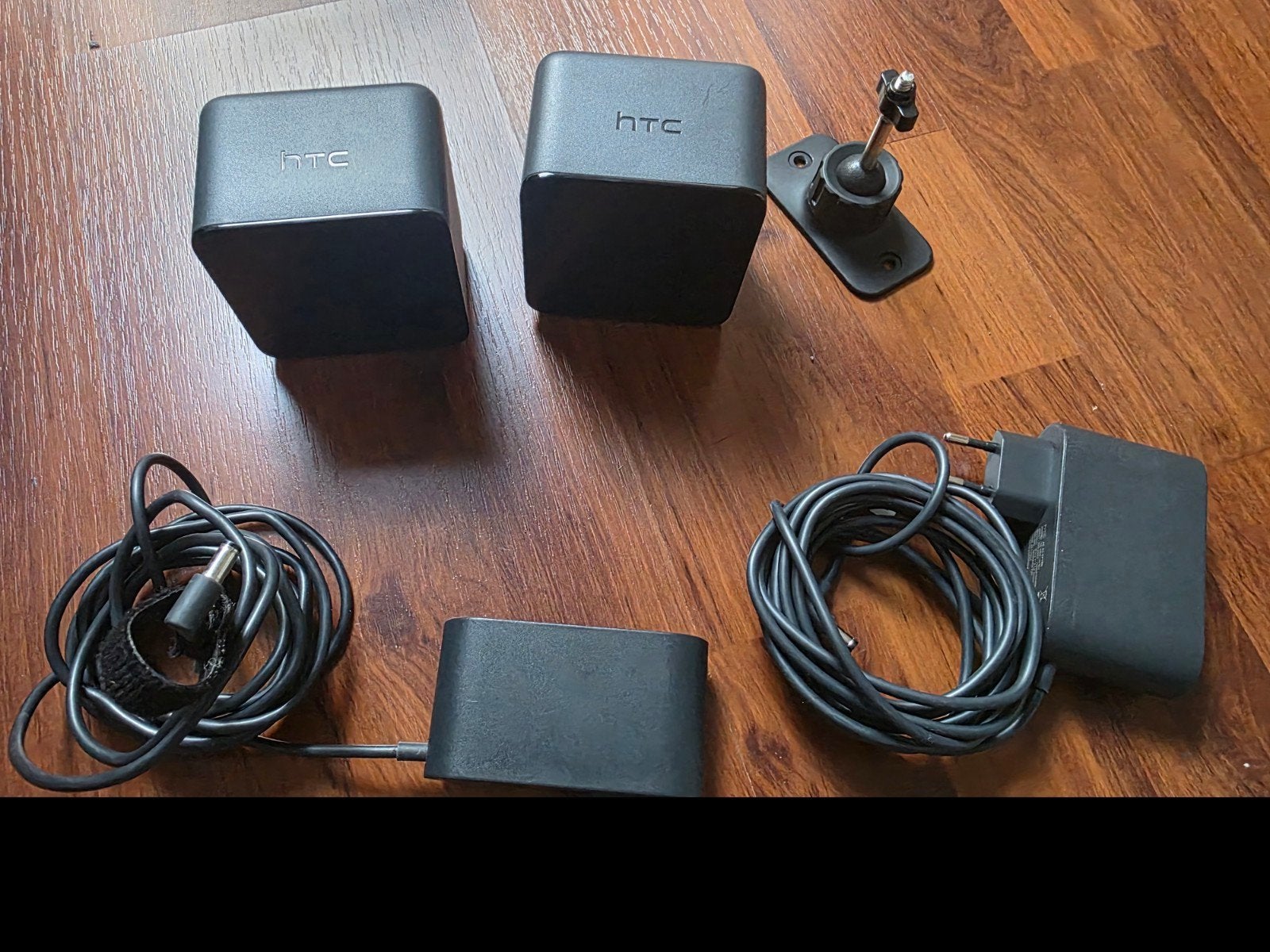 HTC Base Station 1.0 voor VR-systemen, Ophalen of Verzenden, Zo goed als nieuw