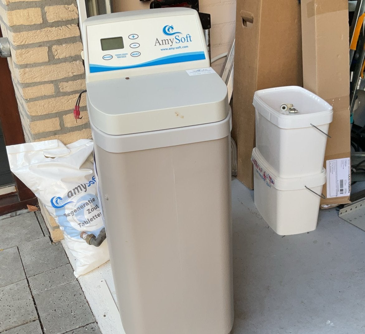 Amysoft waterontharder ontkalker van kraanwater met zout, Witgoed en Apparatuur, Waterontharders, Ophalen, Gebruikt, Waterontharder met zout