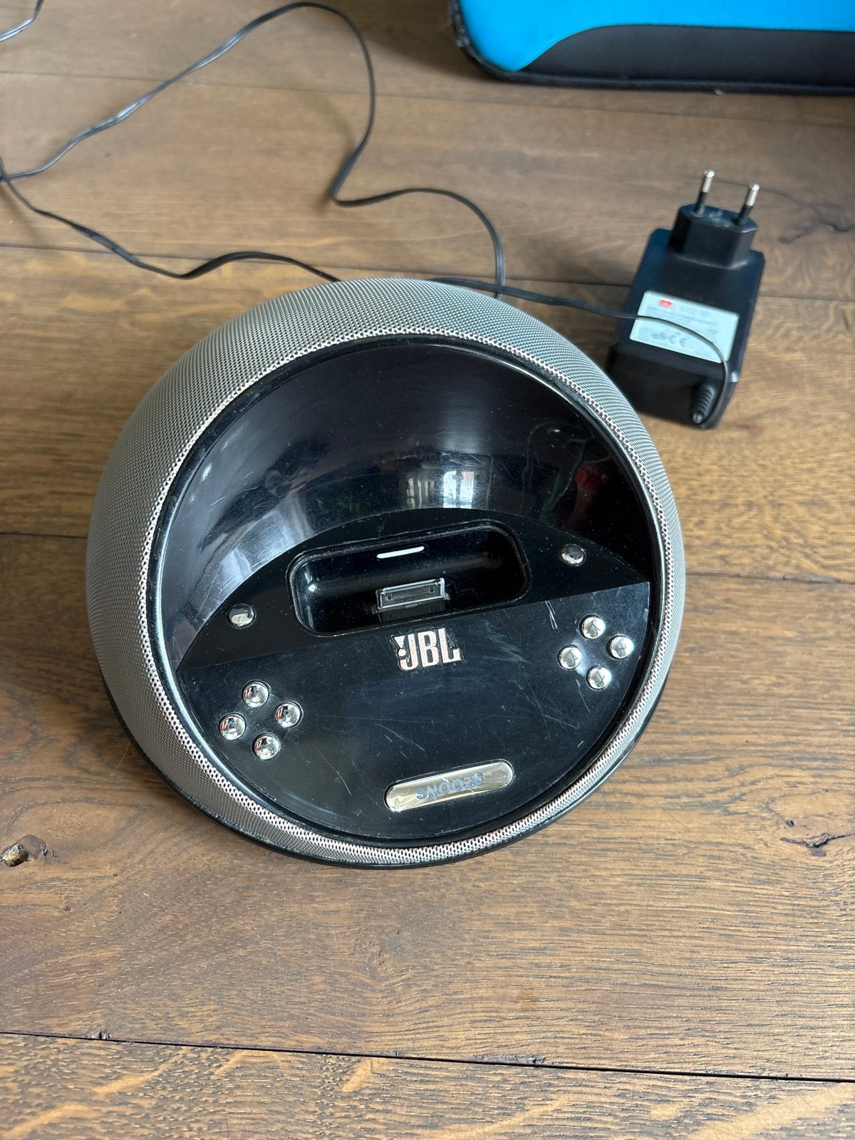JBL On Time Micro AM/FM Radio & Speaker Dock iPod/iPhone, Ophalen of Verzenden, Gebruikt, Radio