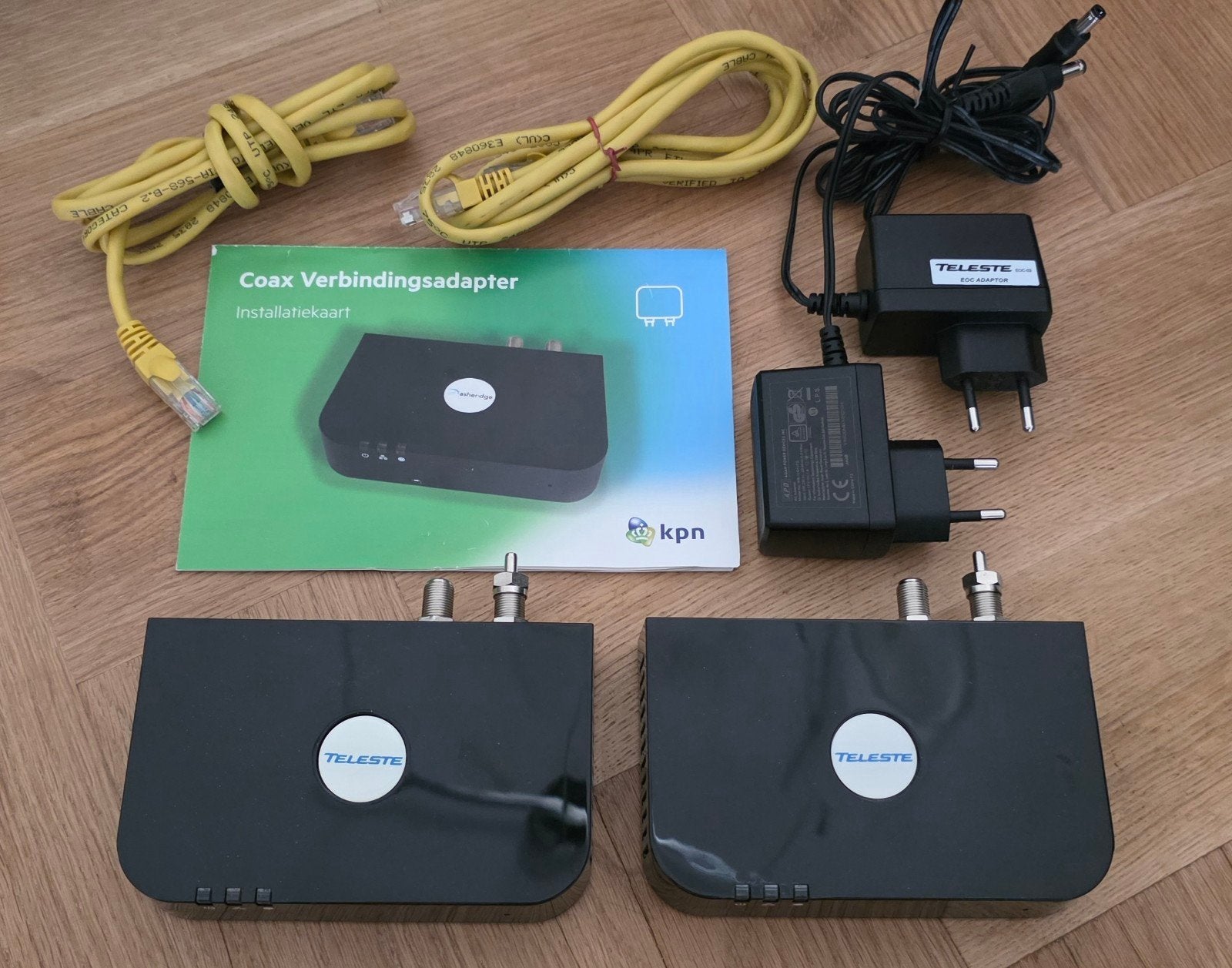 Teleste Coax Verbindingsadapter KPN (2 stuks), Ophalen of Verzenden, Zo goed als nieuw, Minder dan 2 meter, Coaxiale kabel