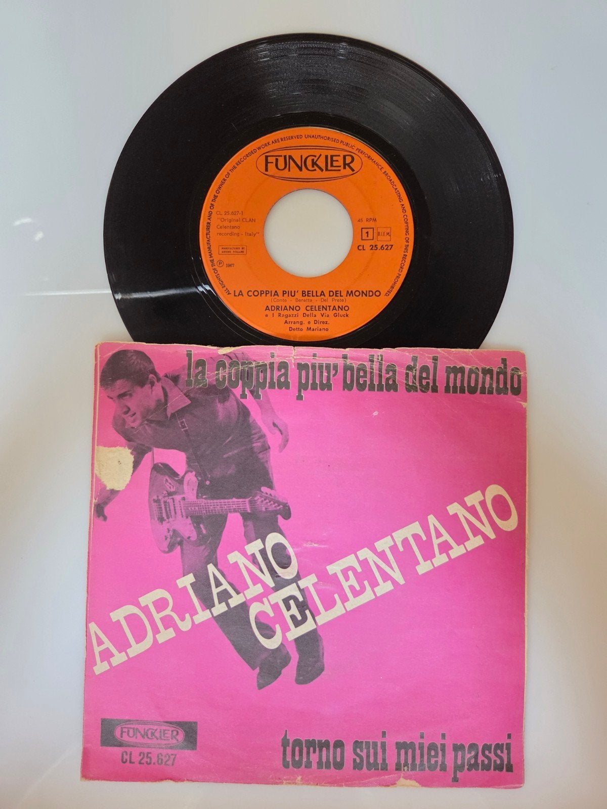 Adriano Celentano - La coppia piu'bella del mondo, Ophalen of Verzenden, Gebruikt, 7 inch