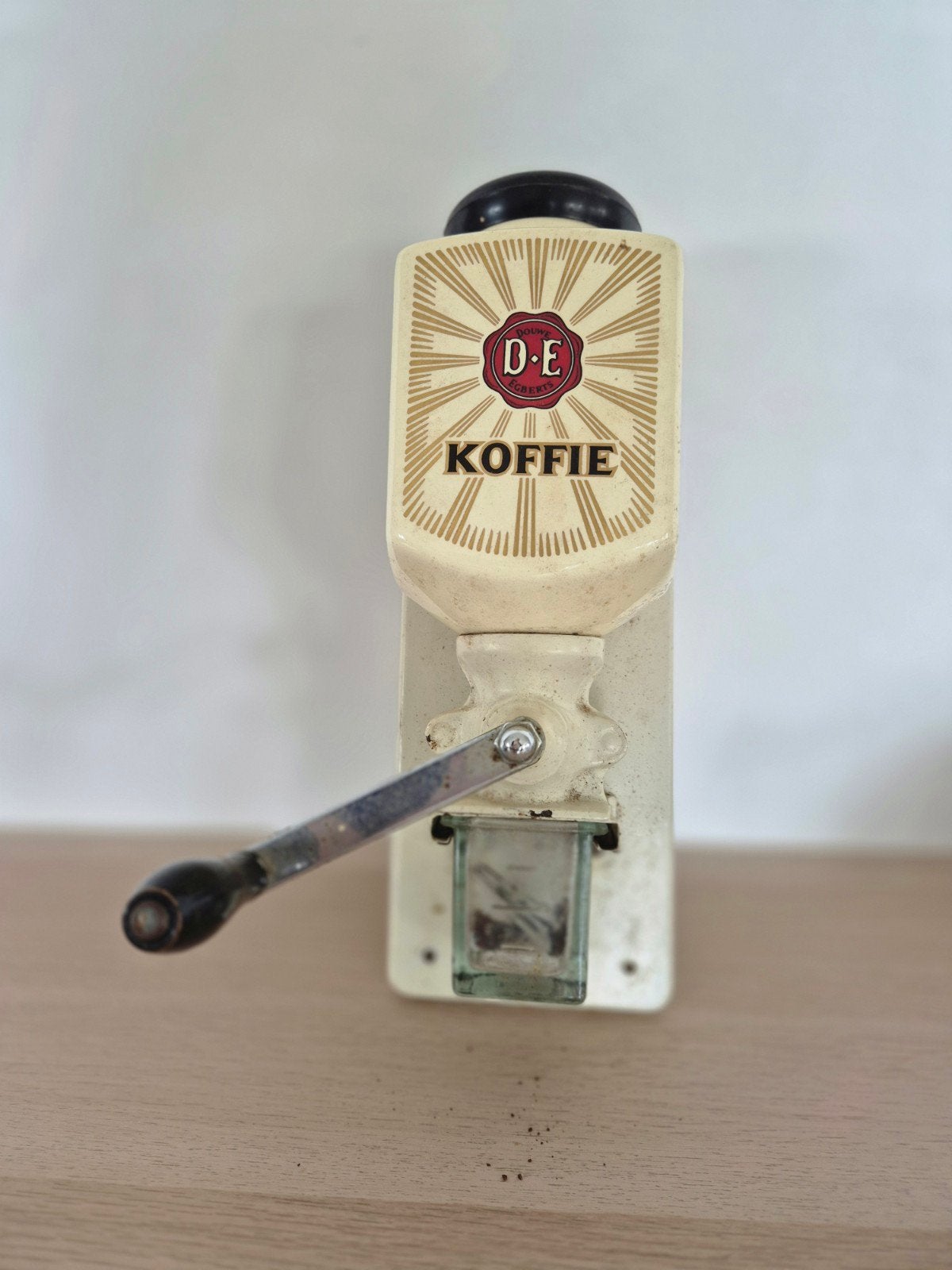 DE koffiemolen koffiebonenmaler, Ophalen