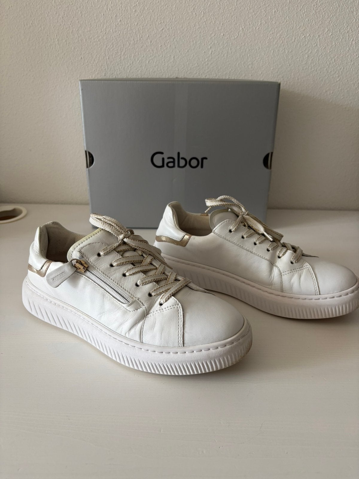 Gabor dames sneakers maat 38, Wit, Ophalen of Verzenden, Sneakers of Gympen, Zo goed als nieuw