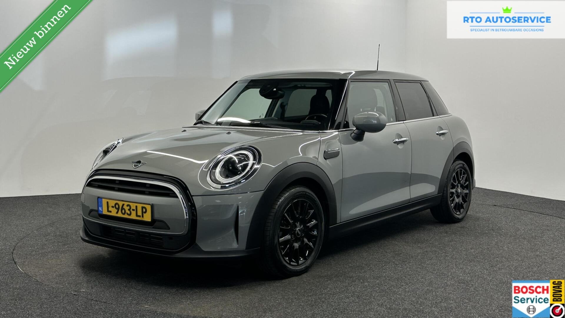 Mini 5-Deurs 1.5 One Essential|Carplay|Camera|Cruise|Navi|, Voorwielaandrijving, Stof, Gebruikt, Euro 6