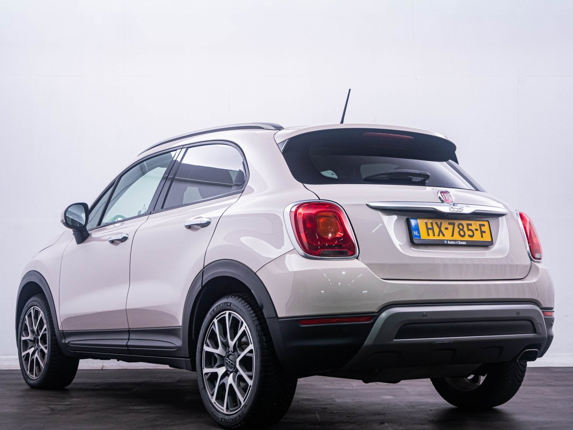 Fiat 500 X 1.4 Turbo MultiAir Lounge 'Automaat' Keyless|PDC!, Auto's, Gebruikt, 4 cilinders, Origineel Nederlands, 600 kg