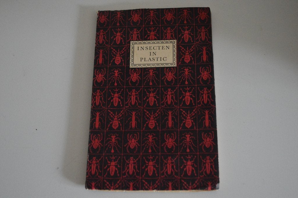 1952 boekenweek geschenk : ''INSECTEN IN PLASTIC '', Ophalen of Verzenden, Gelezen, Manuel van loggem