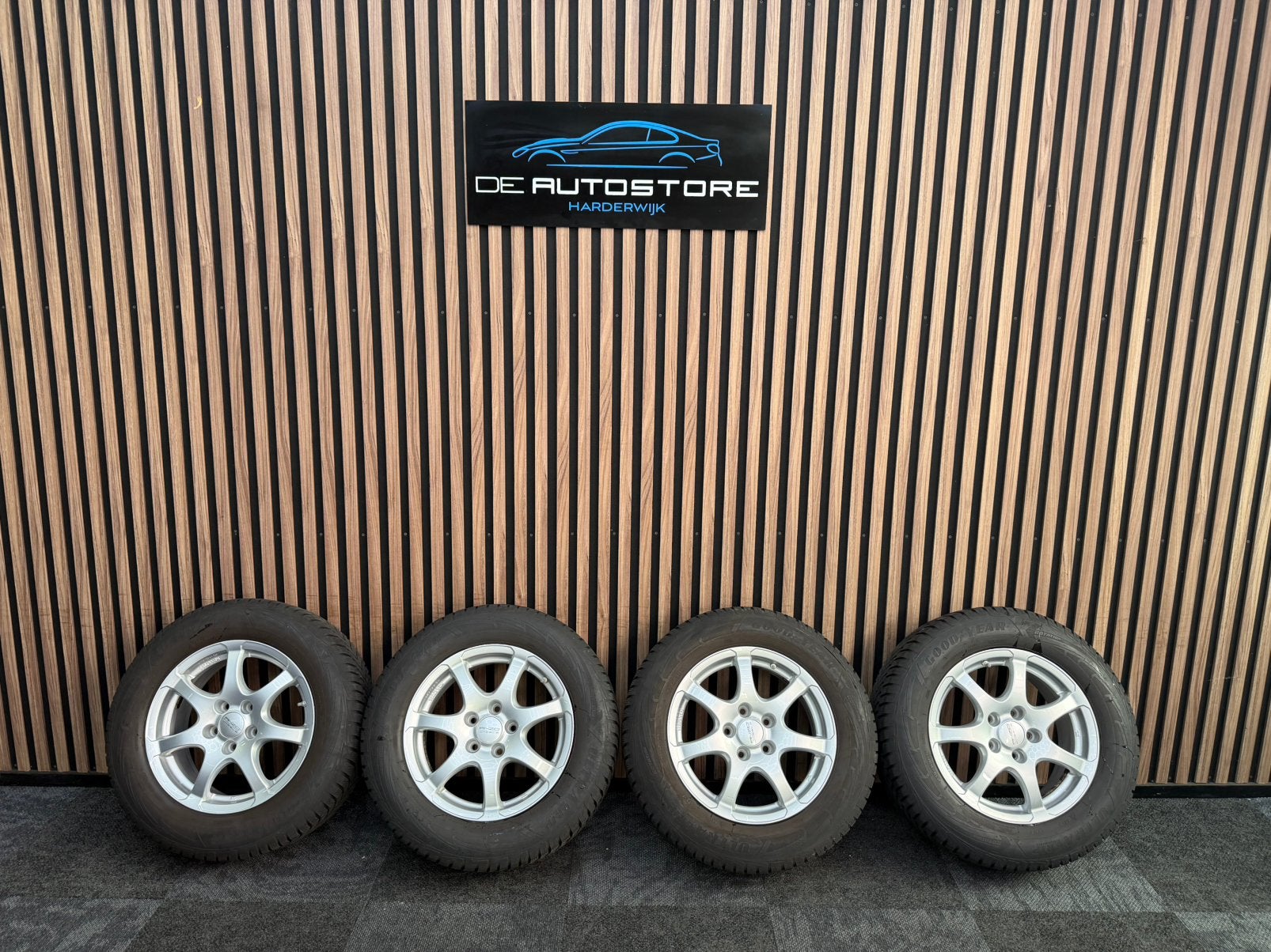 Renault Kadjar winterset 16 Inch, Auto-onderdelen, Banden en Velgen, 215 mm, 16 inch, Banden en Velgen, Winterbanden