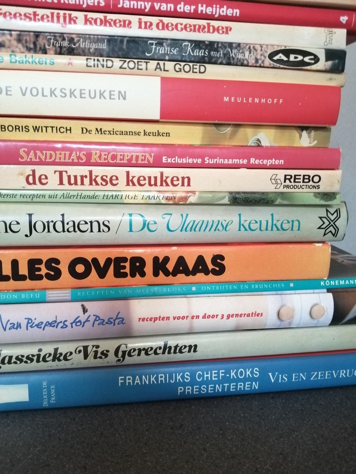 Leuke verzameling kookboeken/ boekjes 29 stuks 1 KOOPJE.
Van, Ophalen of Verzenden, Gelezen, Eten en Koken