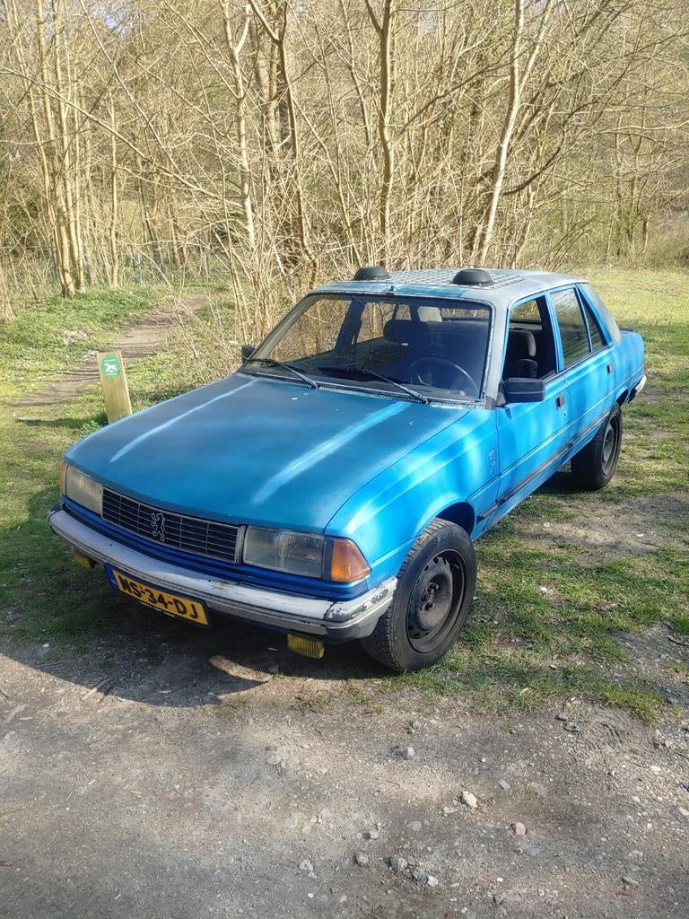 Peugeot 305 1.6 AUT 1985 Blauw wegenbelasting vrij., Stof, Overige modellen, Blauw, Origineel Nederlands