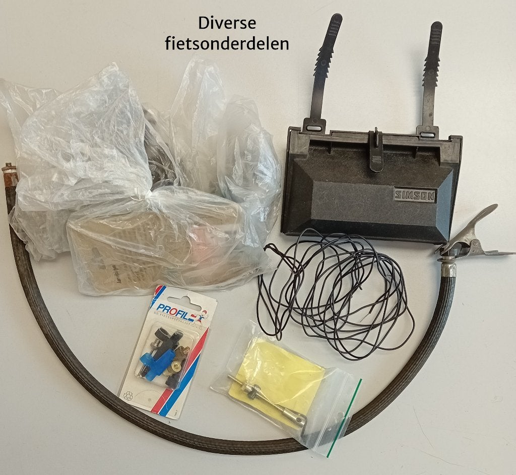 Te Koop: Diverse fietsonderdelen., Ophalen of Verzenden, Gebruikt, Overige typen, Overige materialen