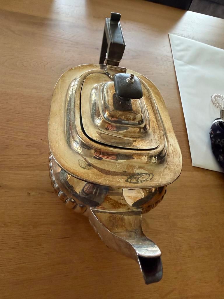 Verzilverde theepot, ca 1900, half geribd model, Ophalen of Verzenden, Zilver