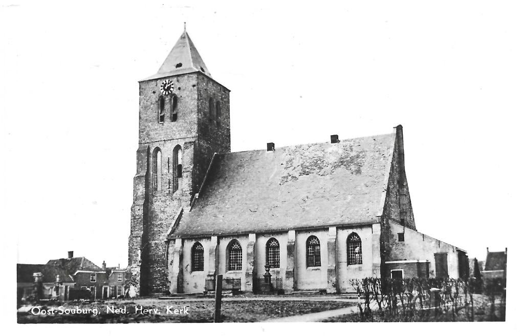AK Oost-Souburg - Ned. Herv. Kerk, Verzenden, 1960 tot 1980, Gelopen, Zeeland