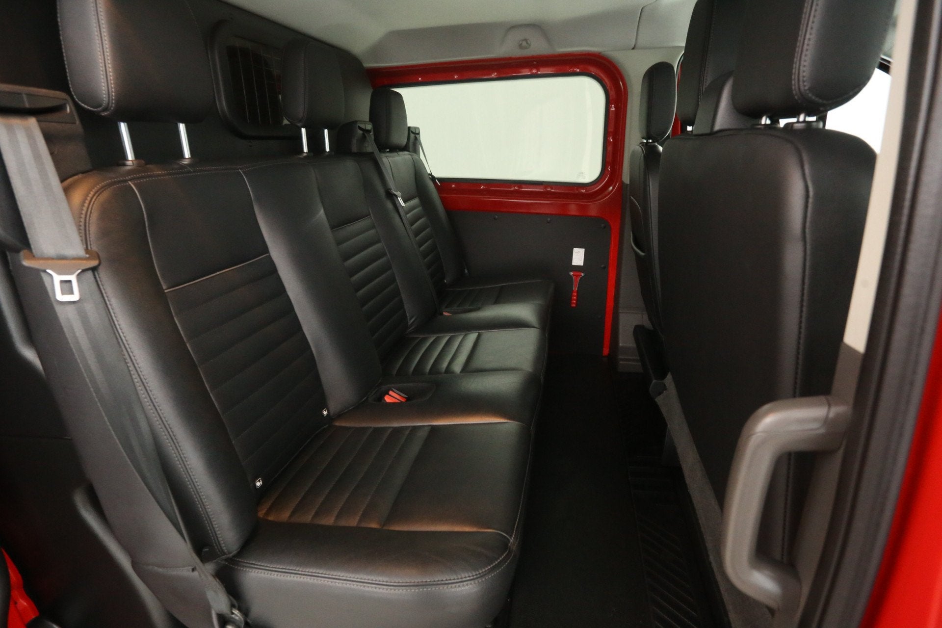 Ford Transit Custom 2.0 TDCI L2H1 TRAIL | DC | 6 Zits | Airc, Auto's, Gebruikt, Leder, Bedrijf, 6 stoelen