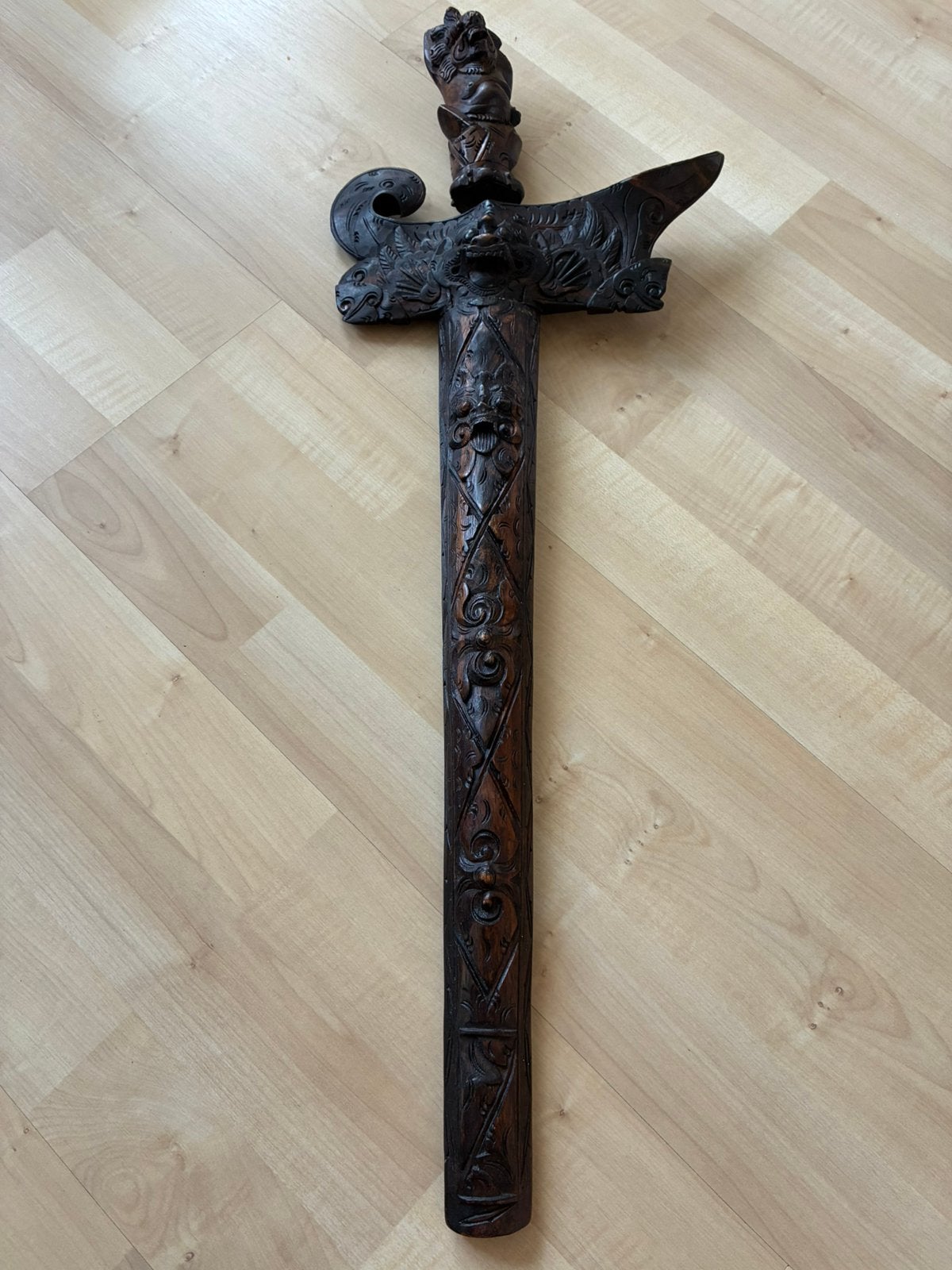 Balinese Kris, Ophalen