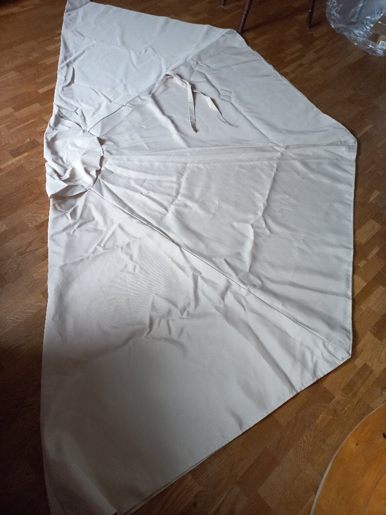 Ecru parasolhoes  (voor p. met 8 baleinen) doorsnede 2.7m, Tuin en Terras, Ophalen of Verzenden, Nieuw, 2 tot 3 meter, Parasolhoes